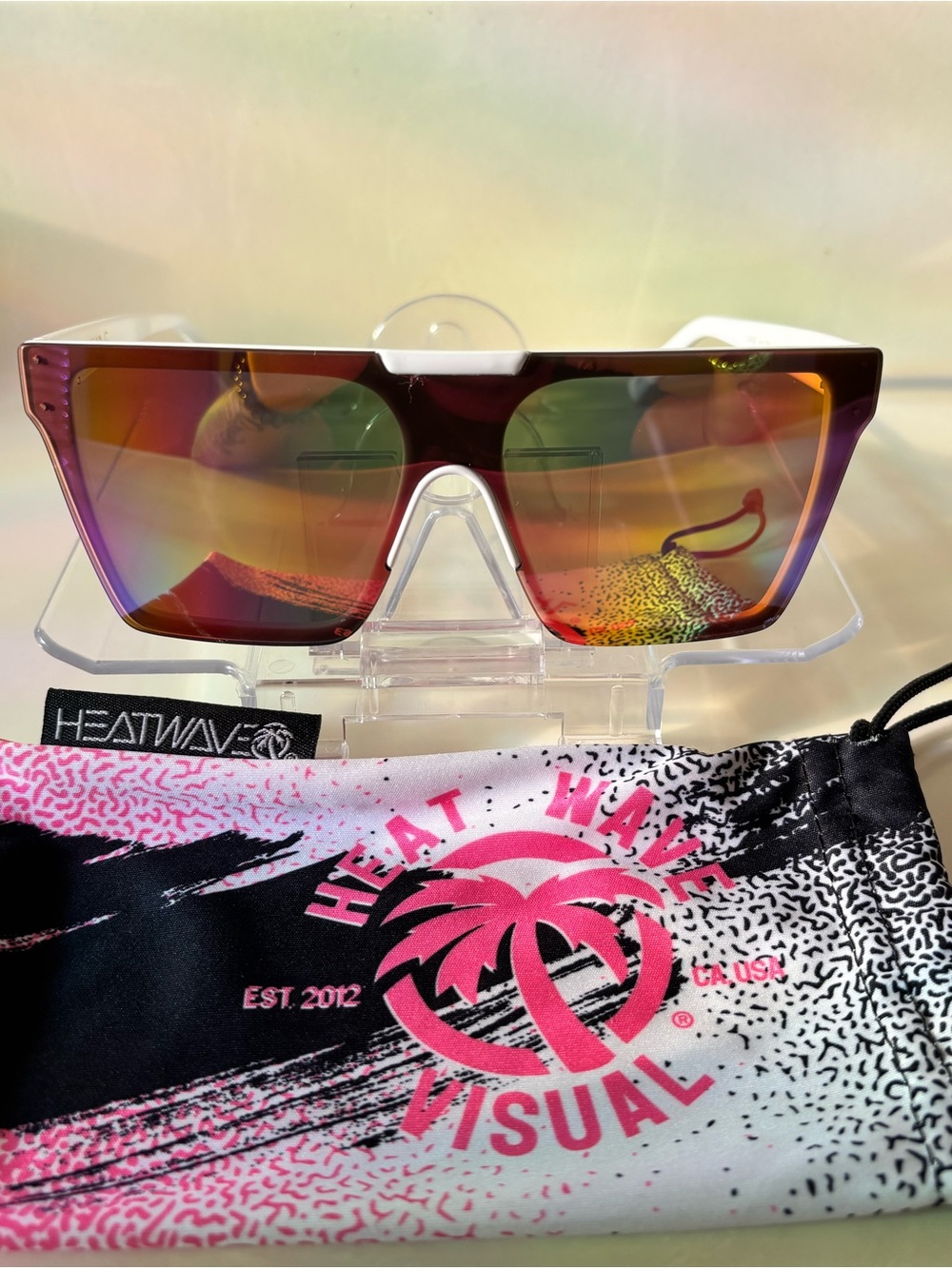 Heatwave unisex Shield Sunglasses UV400 Lightweight White Frame Pink Mirrored